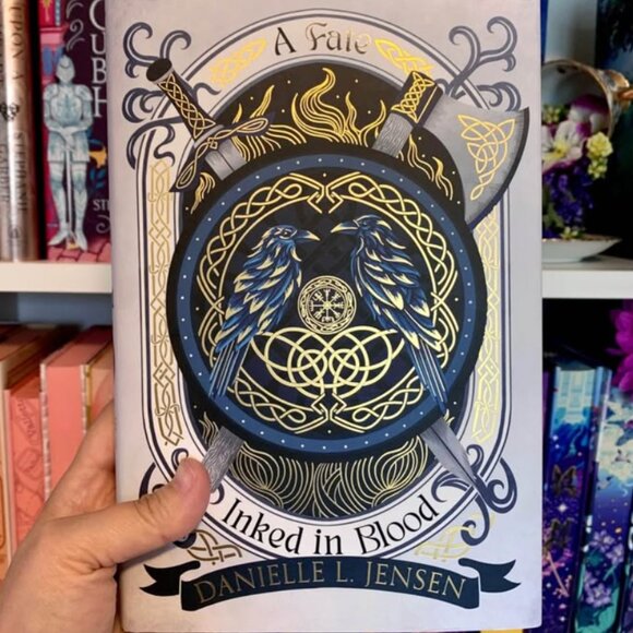 Fairyloot A Fate Inked in Blood special edition book - Picture 4 of 7